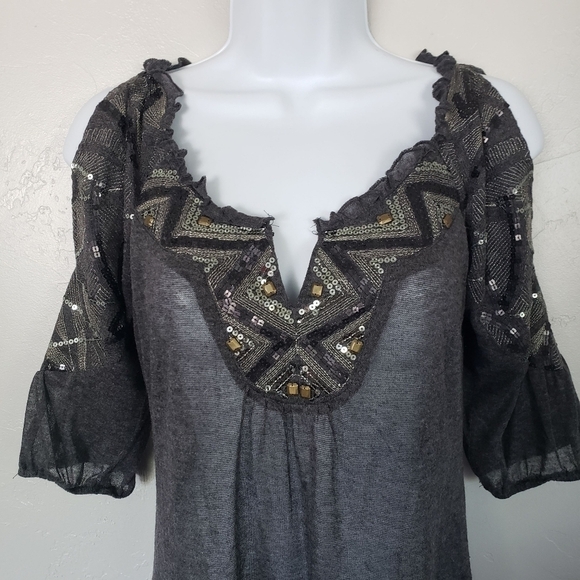 Bohme Small Charcoal Grey Cold Shoulder Blouse V-neck Sequin Embellishments Top - Picture 4 of 10